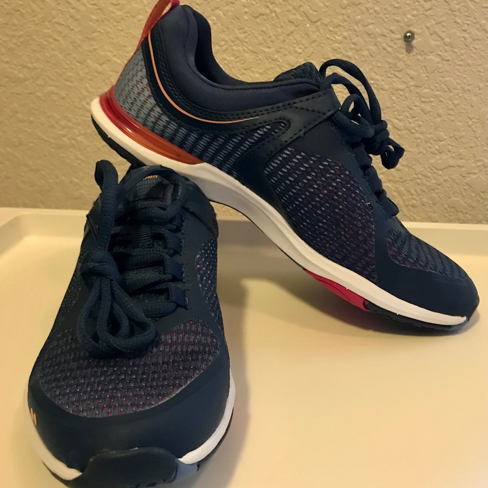 Ryka GRAPHITE athletic shoes size US 7.5 new